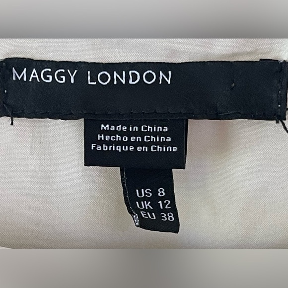 Maggy London Yellow and White Sundress with Bell Sleeves. Size 8 - Picture 3 of 4